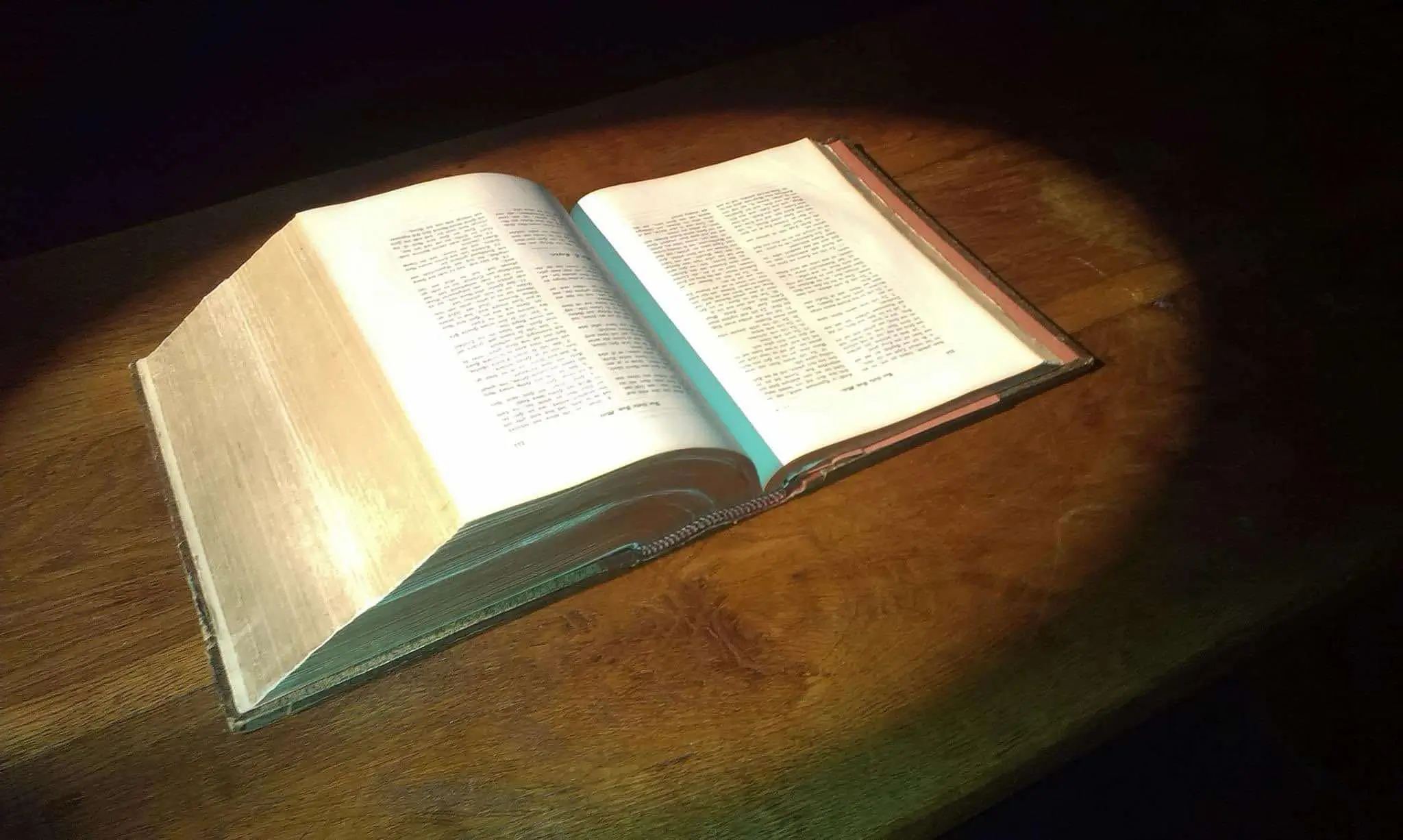 Nemzetközi istentisztelet - Ökumenischen Zentrum Christuskirche